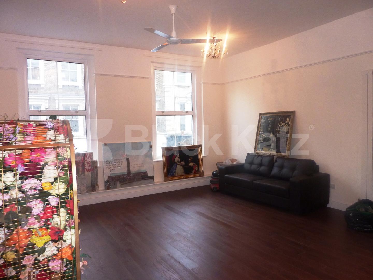 			SPACIOUS MODERN STUDIO! , Studio Apartment, 1 bath, 1 reception Studio			 Westbourne Grove, BAYSWATER / WESTBOURNE GROVE 